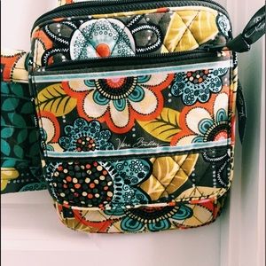 BRAND NEW never used vera bradley bag set